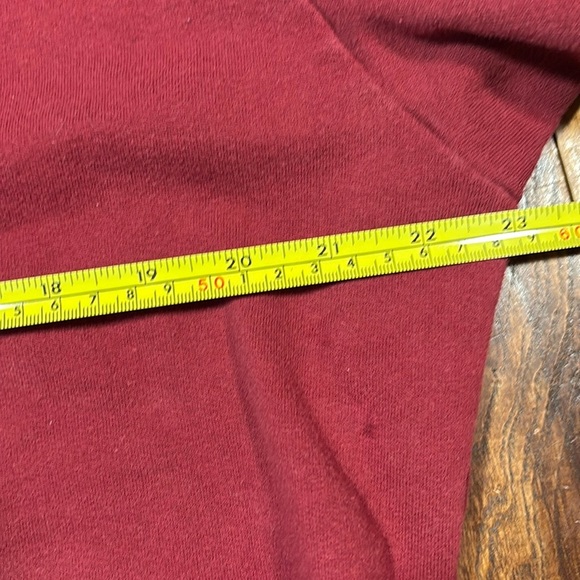 Columbia Burgundy Sweatshirt/Hoodie With Kangaroo Pockets Size M - Picture 2 of 9